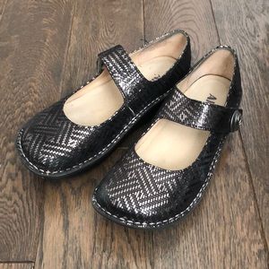 Alegria Shoe